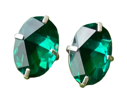Green crystal studs earrings on Sterling silver